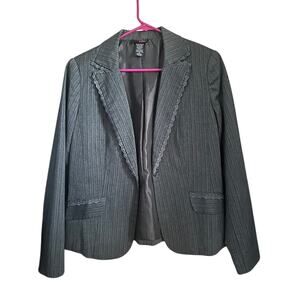 Notations Women's Gray Pinstripe Blazer Size 8
